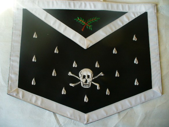 knight-templar-apron