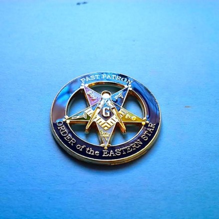 oes-past-patron-lapel-pin