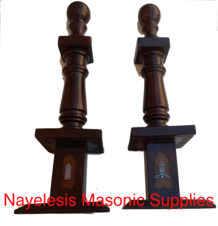 masonic-lodge-senior-wardenjunior-warden-columns